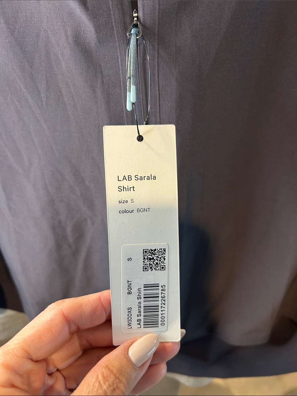 lululemon athletica Women's V-Neck Lab Top in Gray - Picture 8 of 8